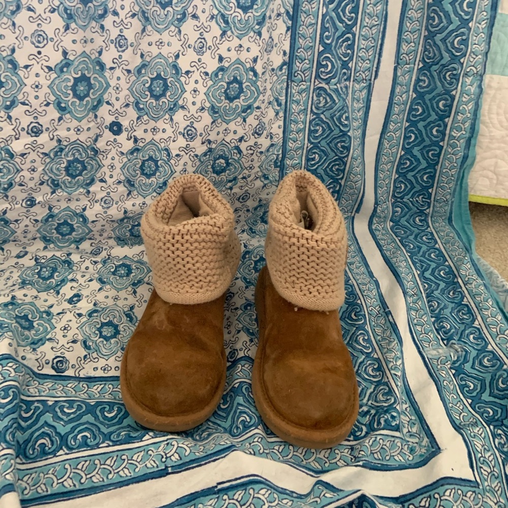 Girls suede boots